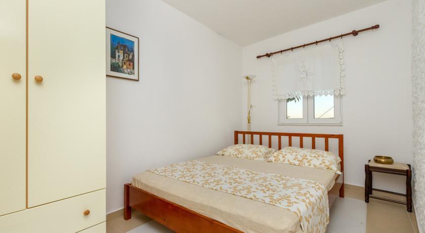 Apartment Old Stone House 로크바 로고즈니차 객실 사진